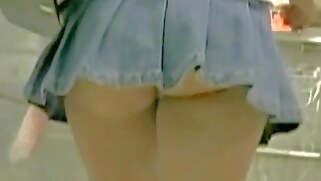  voyeur  upskirt